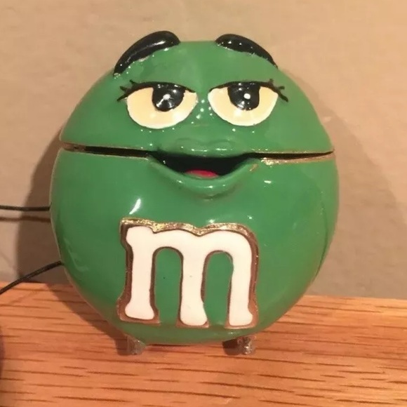 Monet M&M Character Enamel Keepsake Trinket Box - Picture 2 of 6